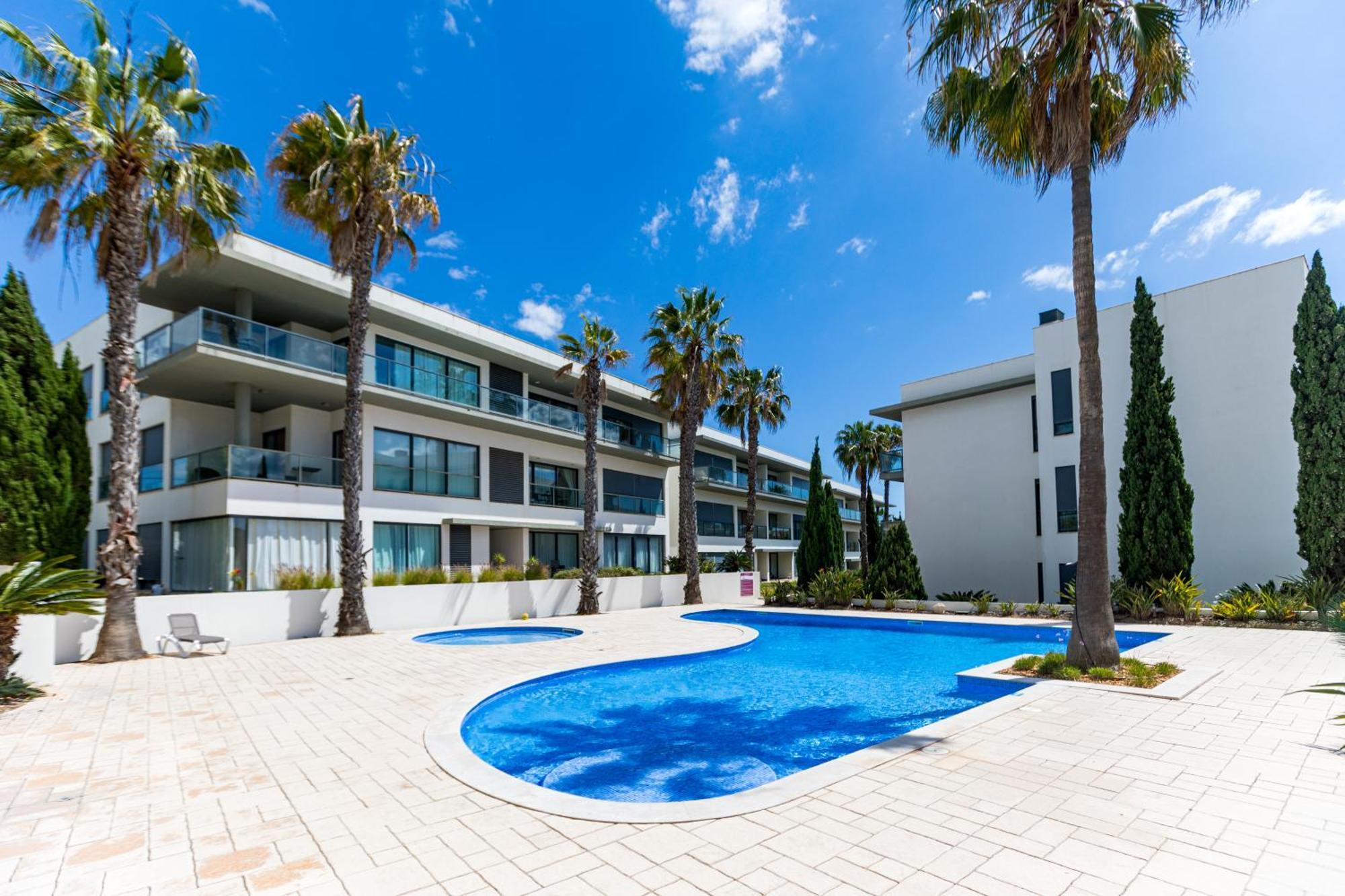 Cavalo Preto Luxury Beach Apartment By Golden Zenith Quarteira Exterior foto